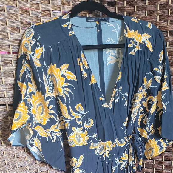 Zara Woman - Size Large Multi color blue and yellow high low wrap dress - Picture 2 of 4